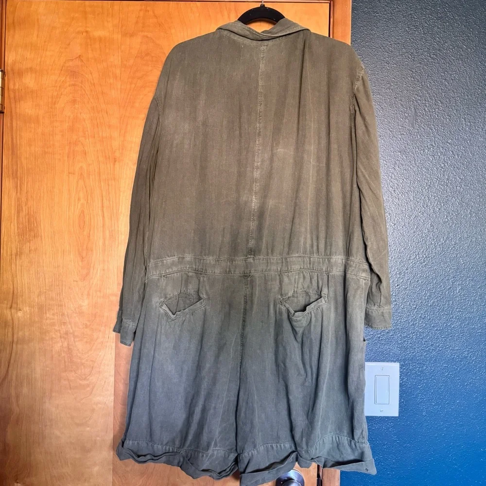 Treasure & Bond Linen Blend Utility Romper - Picture 7 of 7